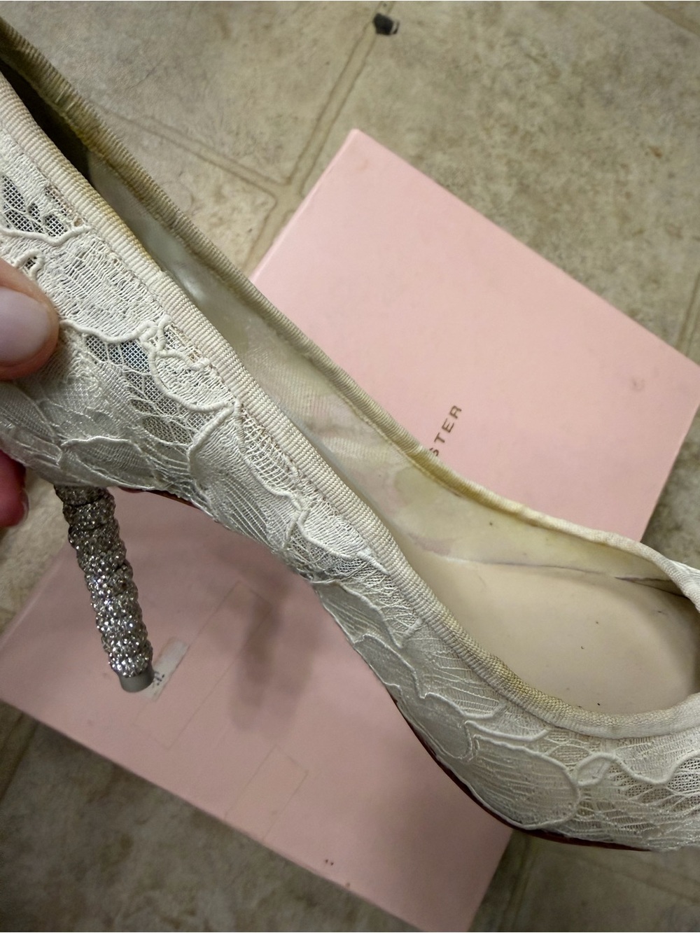 Sophia Webster Cream Lace Pointed Toe Heels - Picture 6 of 8